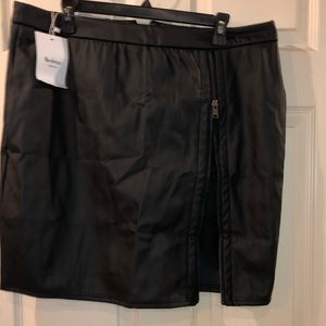 Leather skirt